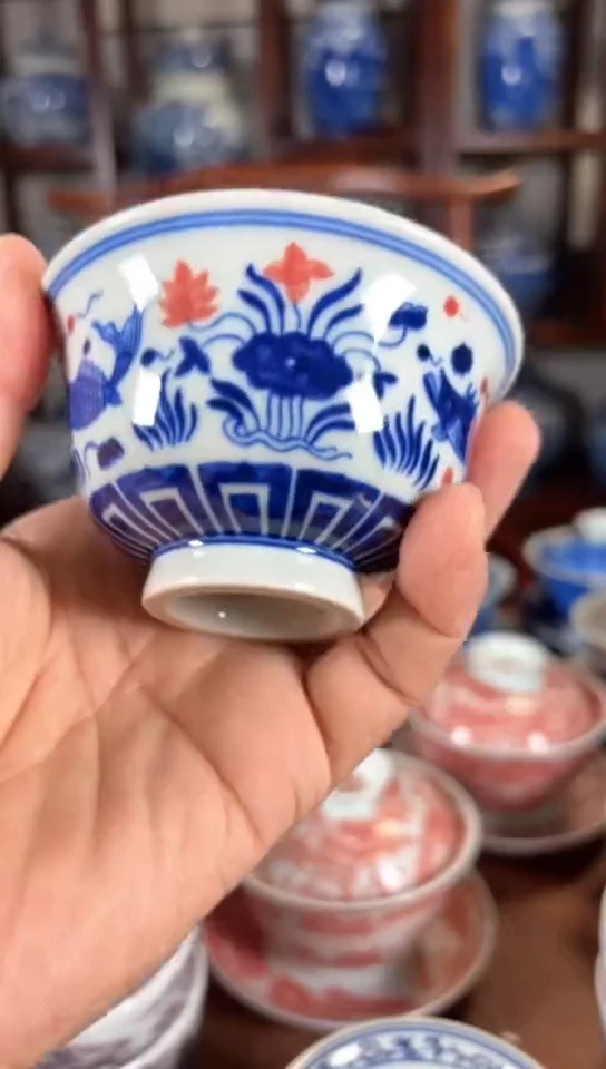 柴窑青花釉里红鱼藻纹杯杯