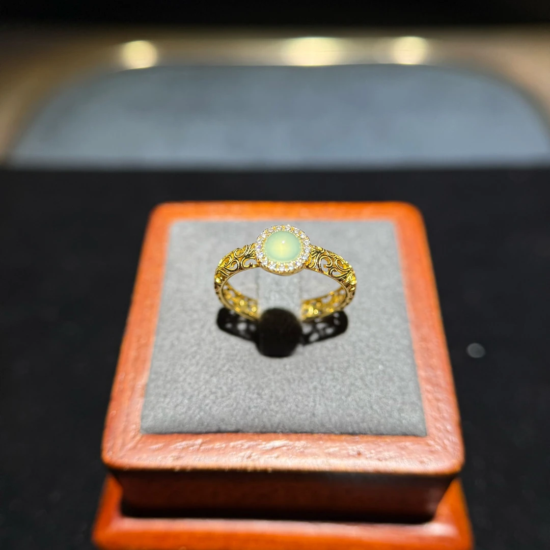 纯天然A货翡翠戒指