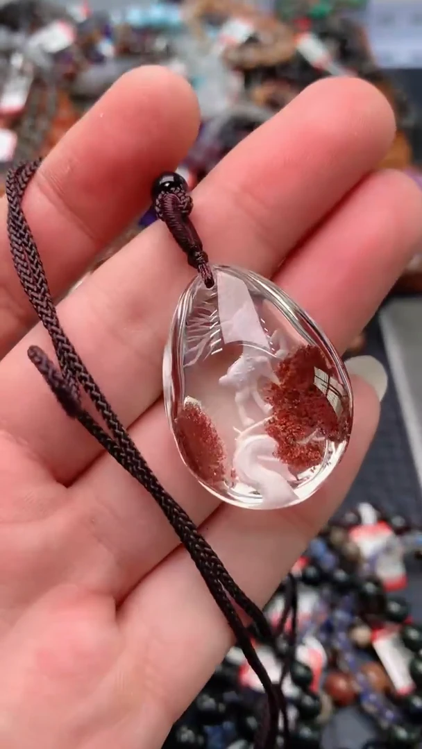 【闪购商品】水晶吊坠(赠链)未镶嵌天然148