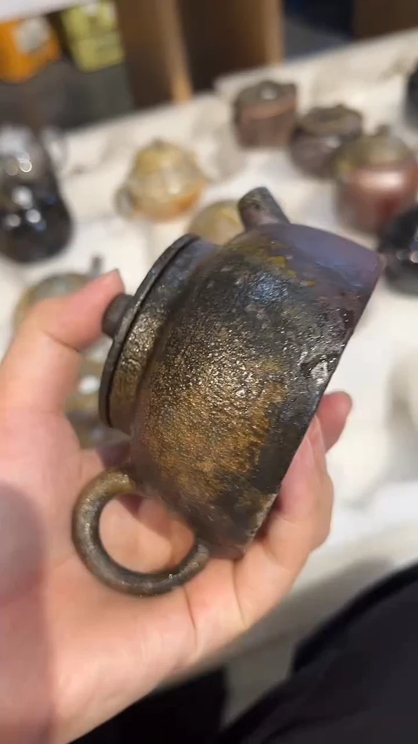 壶200号容量150-160ML陶泥 有取钉痕迹