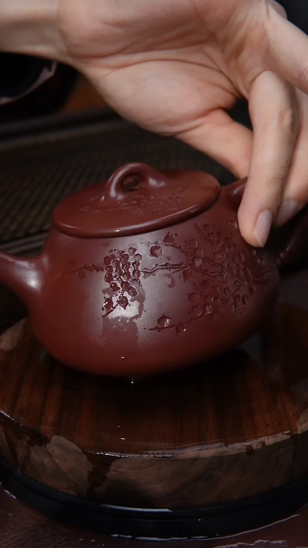 【闪购商品】紫砂茶壶龙血砂锦州石瓢刻绘暗香紫砂壶