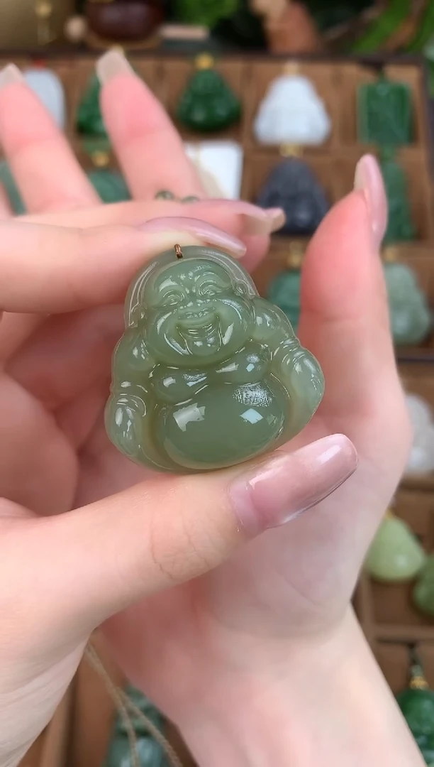 颈饰未镶嵌和田玉吊坠35mm