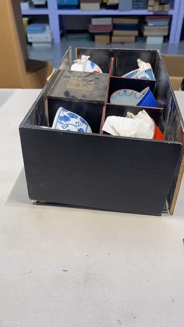 手工艺品琉璃红*城城工艺品店