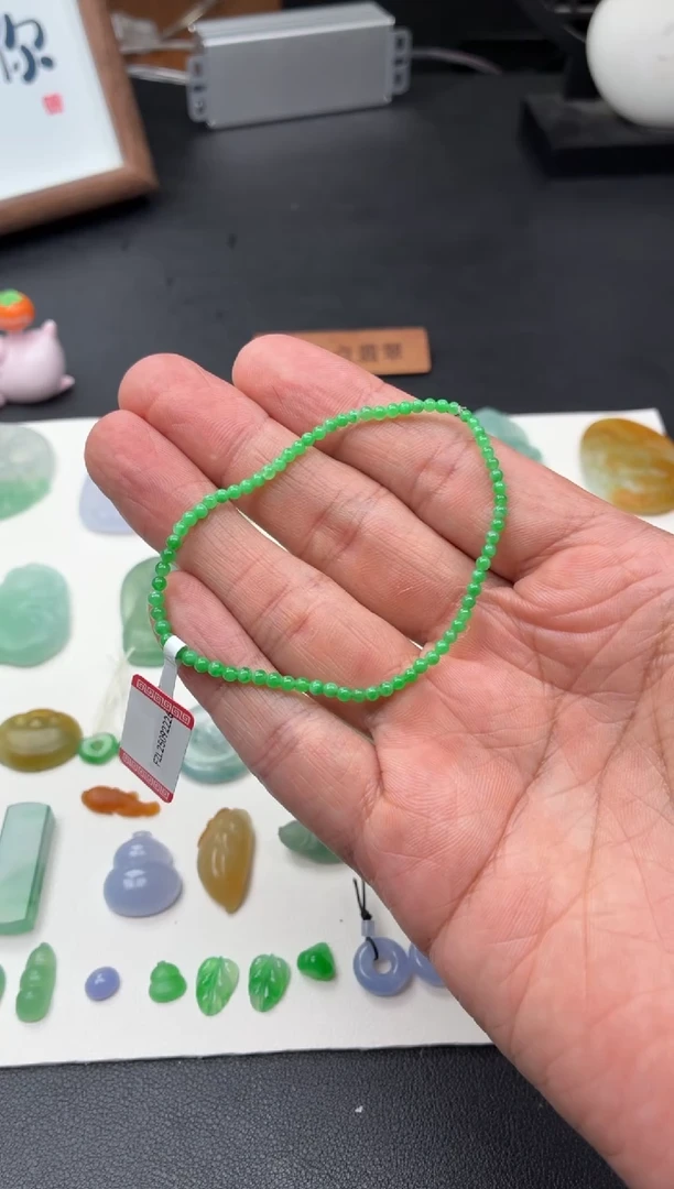 未镶嵌定制翡翠