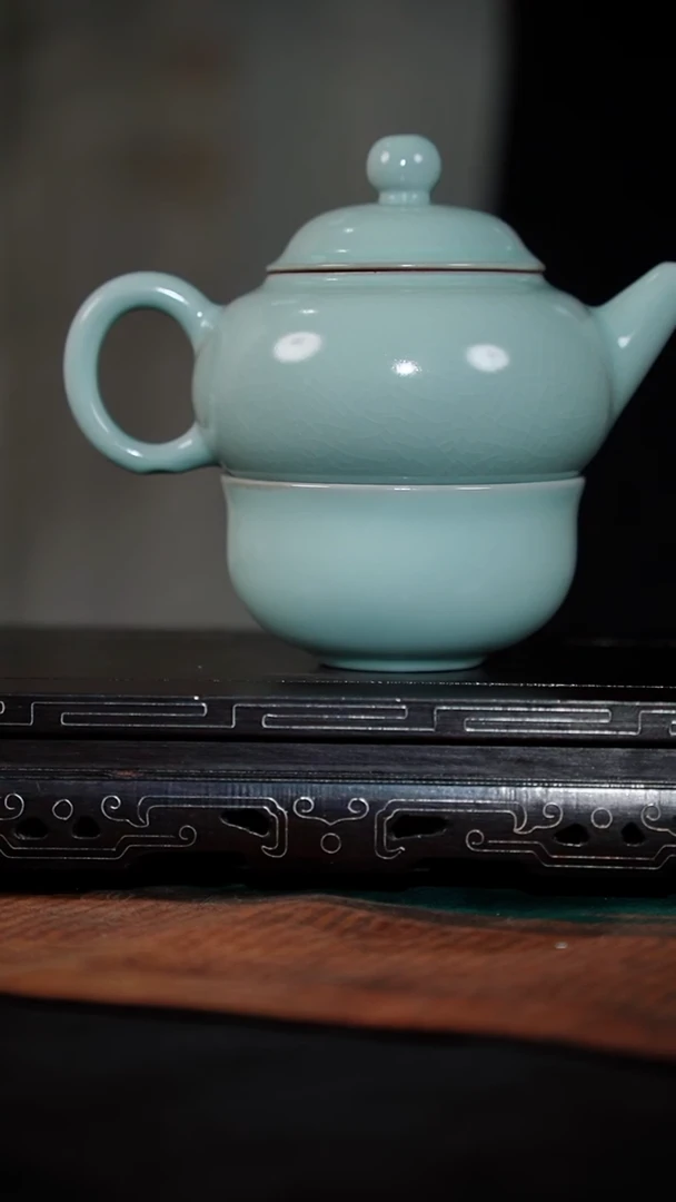 29+85-2水平壶+佛肚杯（开窑 不完美）