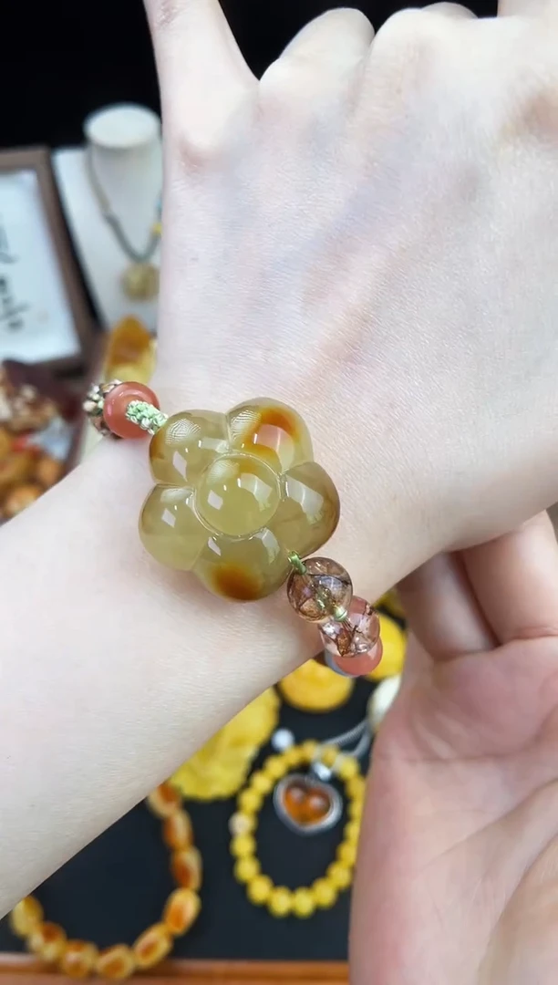 琥珀未镶嵌珠宝奇石柒月
