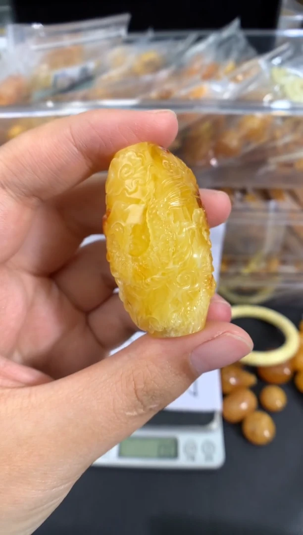 蜜蜡未镶嵌珠宝奇石?*?41