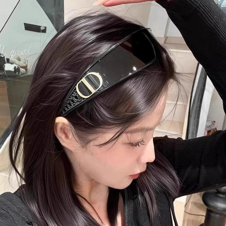 2025新款发箍墨镜女款高级感网红时髦拍照凹造型太阳眼镜防紫外线