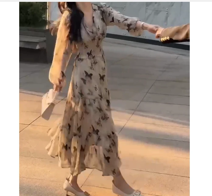 2025春季新款网红同款洋气气质韩版潮流连衣裙女爱