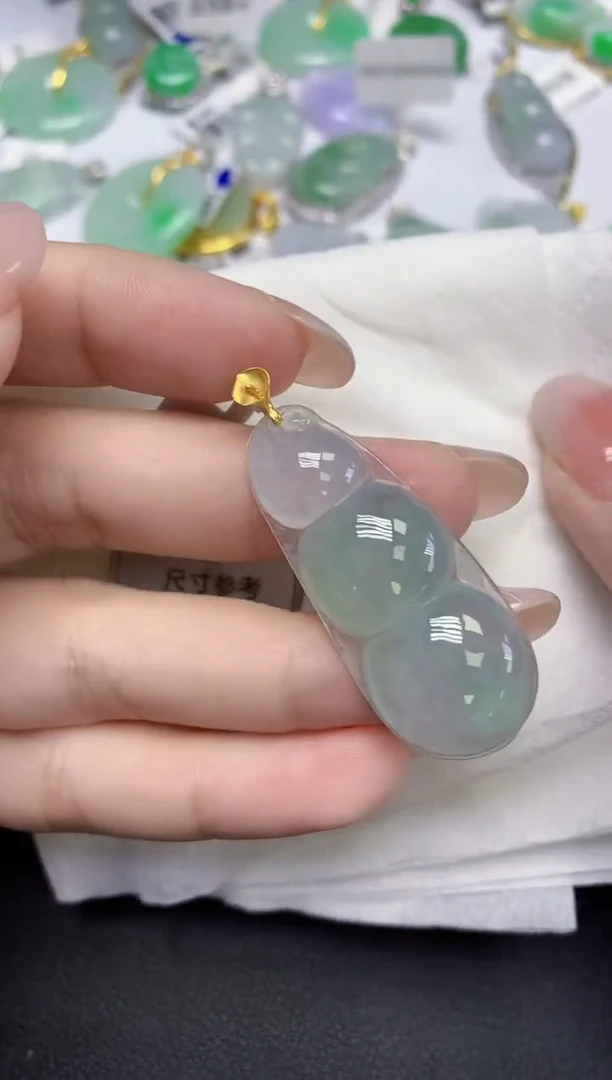 颈饰18K金镶嵌翡翠天然缅甸翡翠A货百元以上9元证书费自理