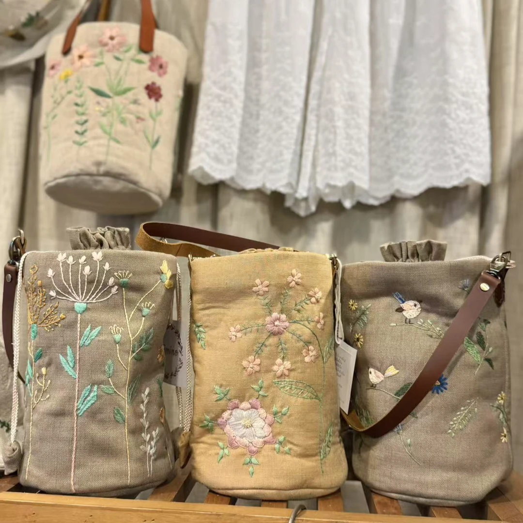 Taya 2024泰国夏季新款草编单肩包