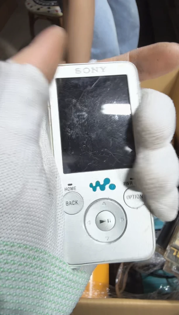 瓷片大*、 264   中古商品，瑕疵品，不保好坏。