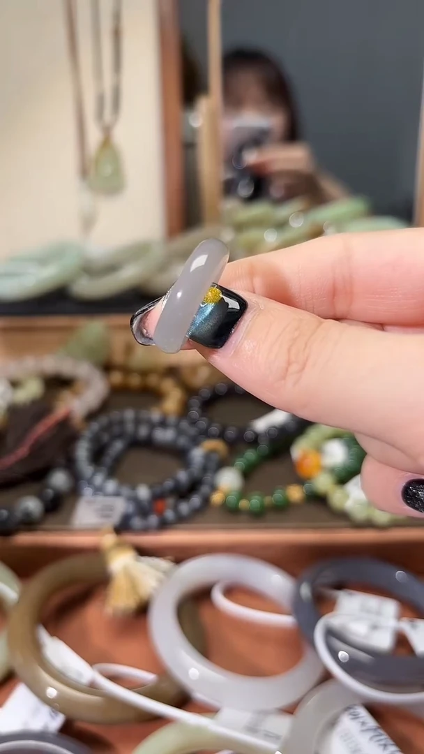 和田玉戒圈未镶嵌1