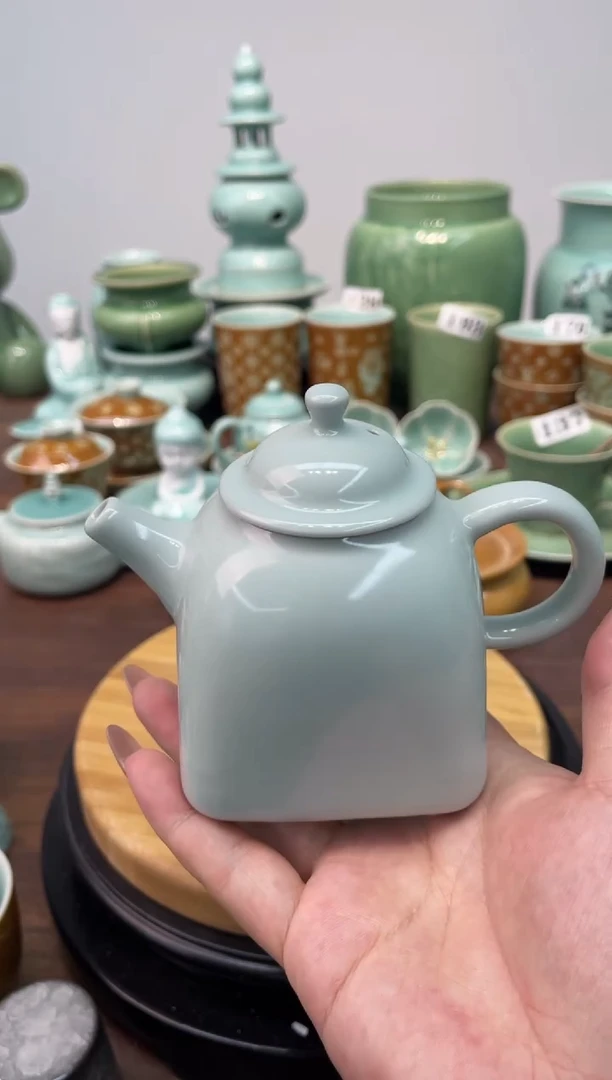 特价福利 微瑕 慧仙青瓷