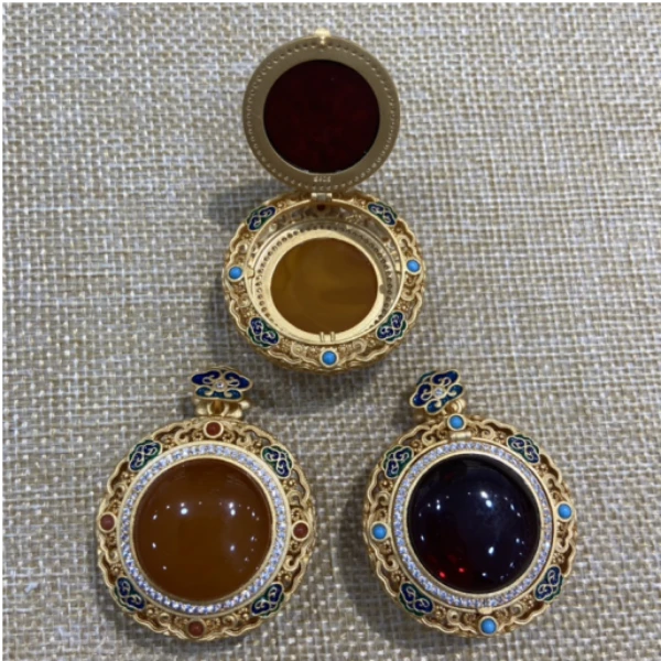 【诸事皆顺】 血珀/老蜡半圆吊坠 心如珠宝 YBD4042501