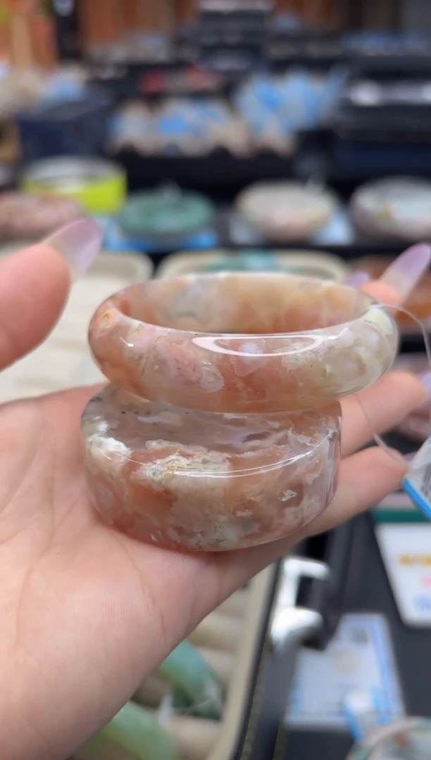 未镶嵌手镯石英质玉C31(51圈赠送镯心)不退不换