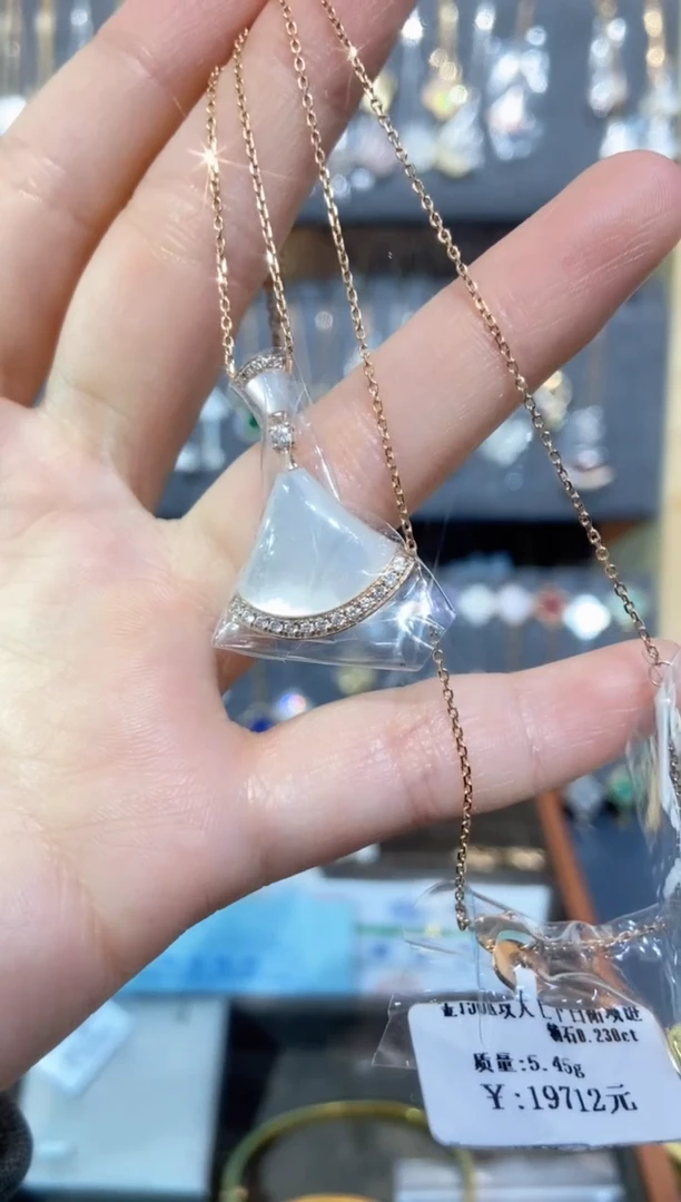 套链18K金镶嵌钻石钻石K玫大白裙