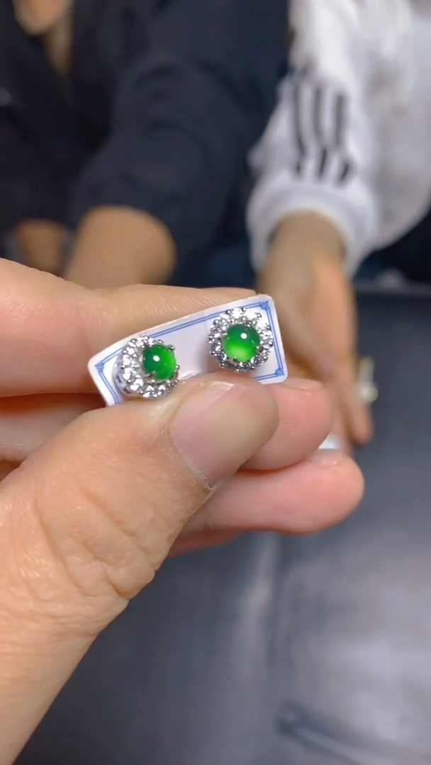 【闪购商品】翡翠耳饰未镶嵌0615553237多样性发一