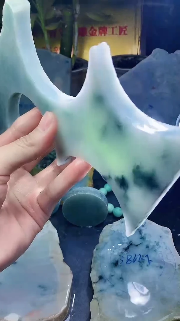 未镶嵌挂件翡翠小雨158