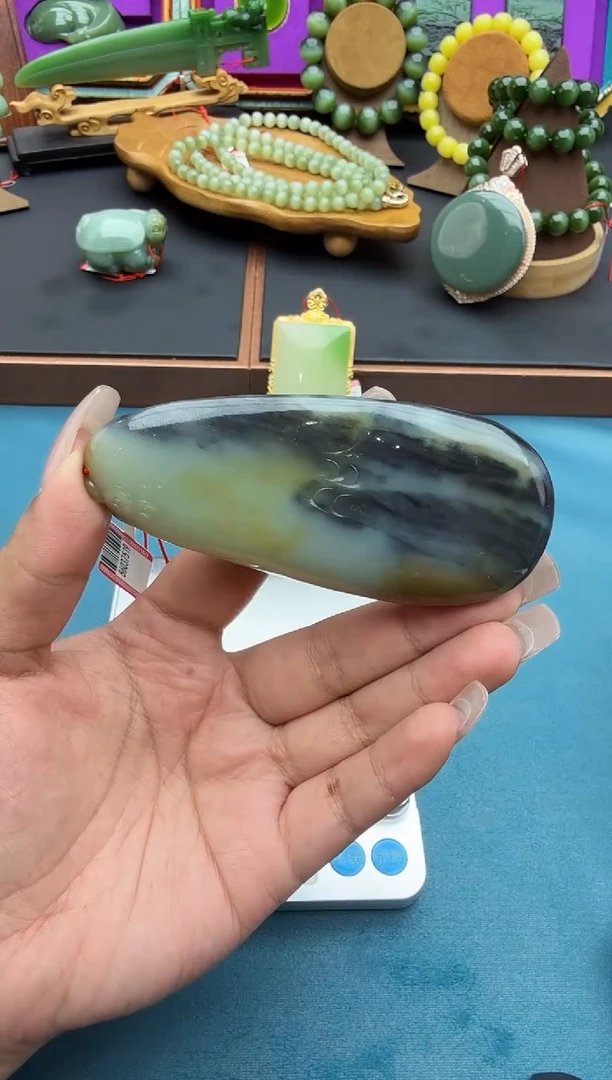 未镶嵌和田玉把件llss