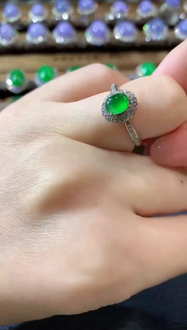 18K金镶嵌戒指翡翠A73