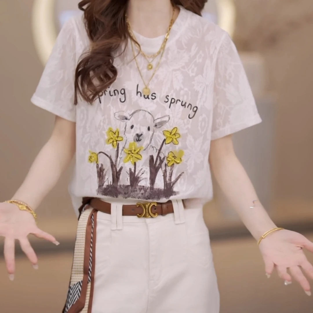 夏季2025潮流设计感小清新卡通小羊印花镂空短袖t恤