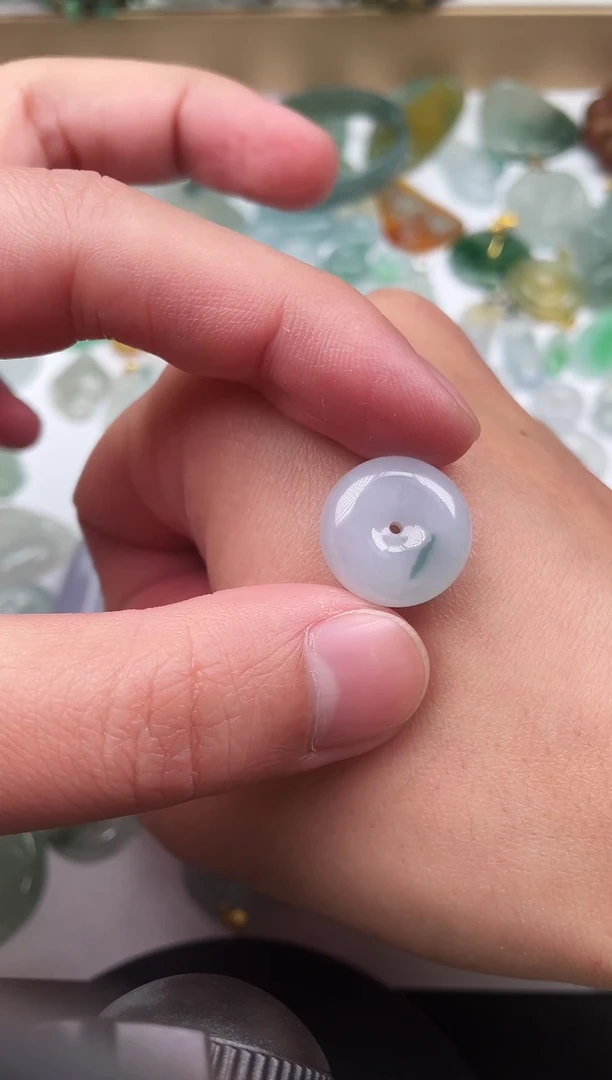 颈饰未镶嵌翡翠天然翡翠A货