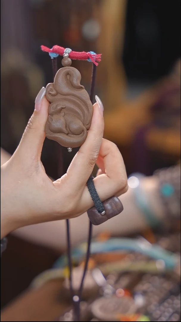 泥塑生命之光九尾灵狐福利脖挂款式