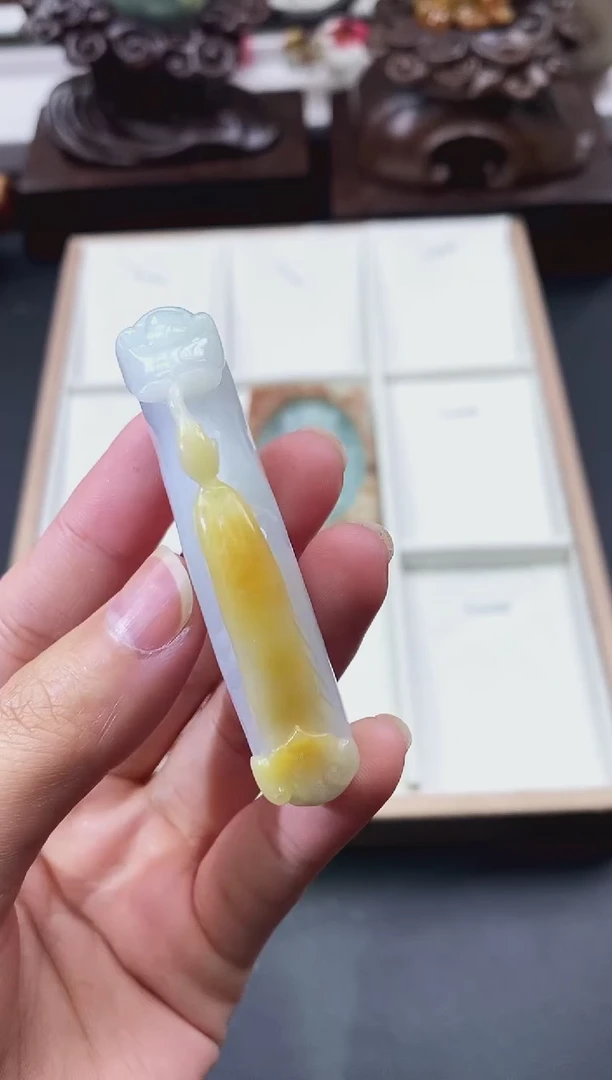 颈饰未镶嵌翡翠天然缅甸A货翡翠