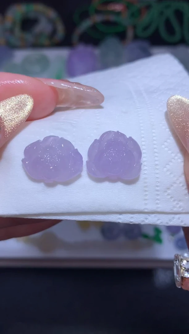 未镶嵌定制翡翠一对莲花