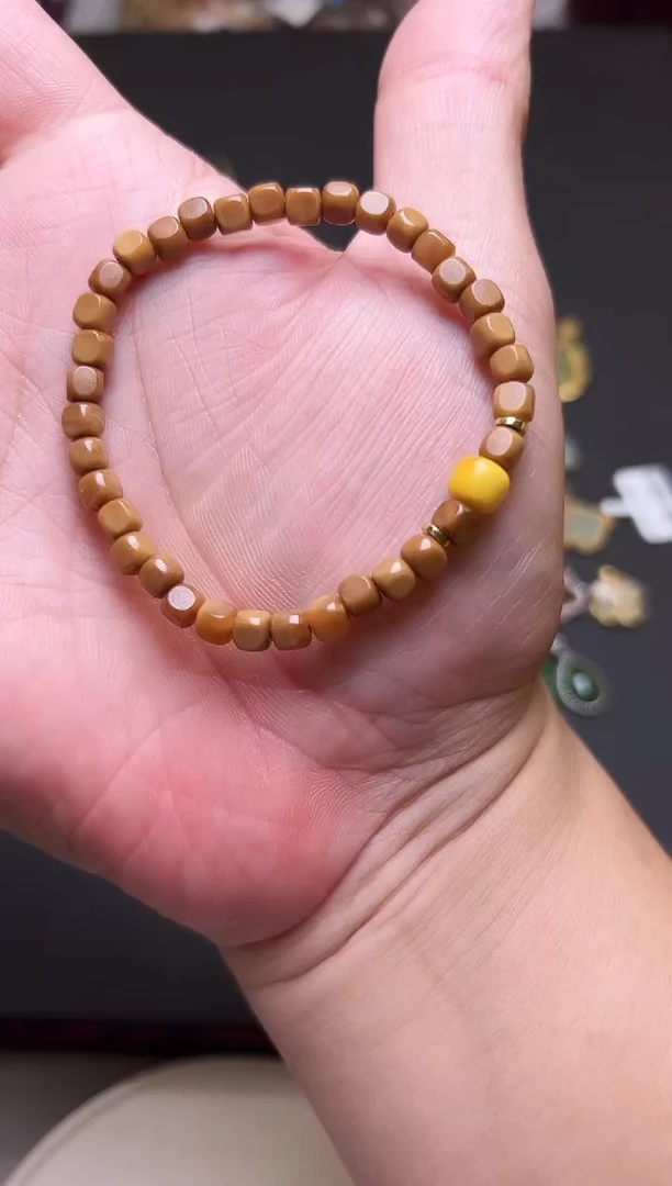 手链蜜蜡未镶嵌蜜蜡龙脊菩提单圈手串