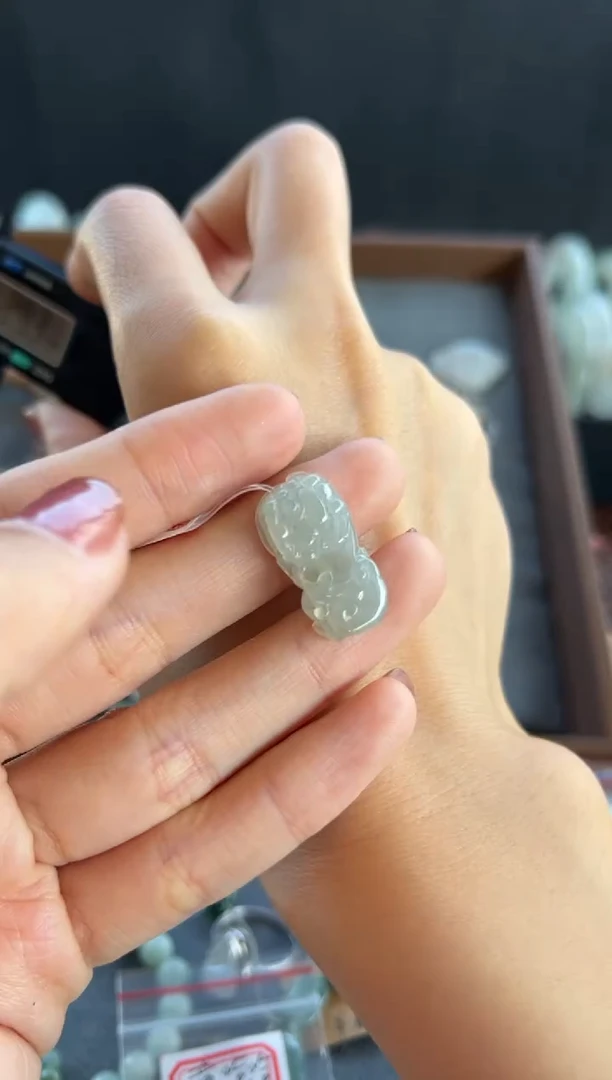 【闪购商品】翡翠吊坠(不含链)未镶嵌308号