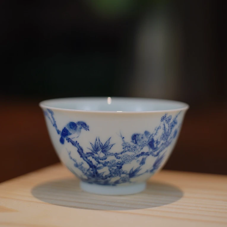 禄意窑釉下彩青花梅竹寒禽图景德镇纯手工手绘陶瓷主人杯高端茶器