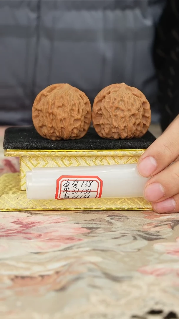 【闪购商品】文玩核桃把件非嫁接北京