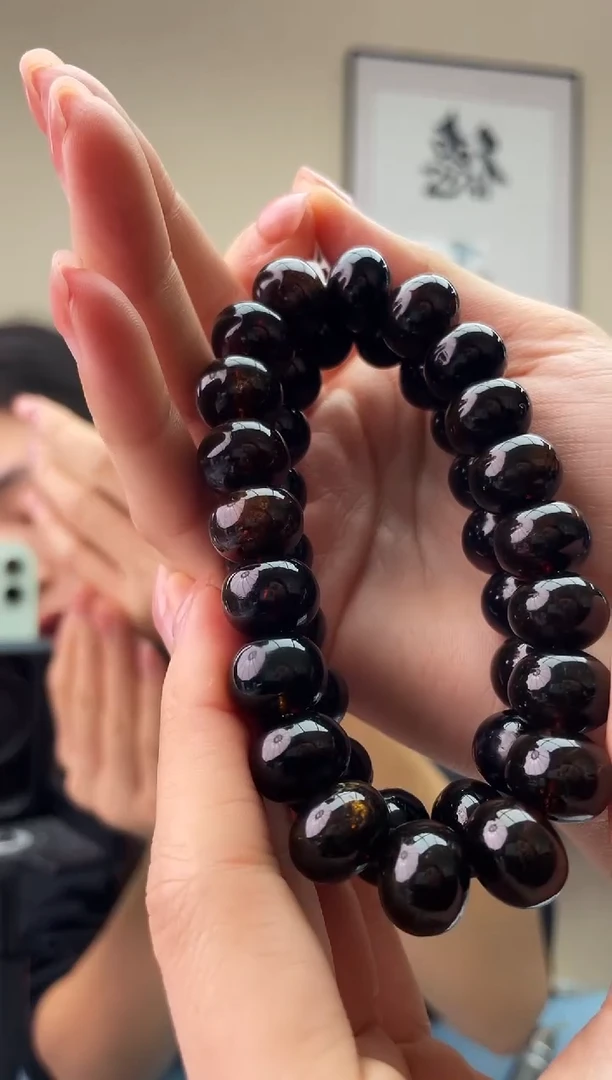 琥珀未镶嵌珠宝奇石T013+抚顺翳珀假一罚十，多样性发一件