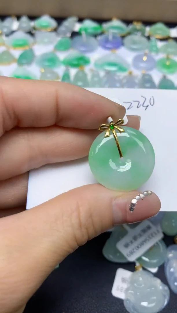 【闪购商品】翡翠挂件18K金镶嵌 天然翡翠A货