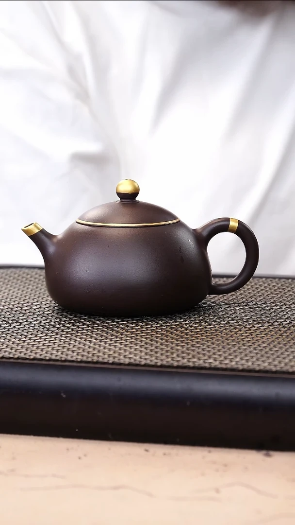 茶壶紫砂四号井茄皮紫泥描金东坡石瓢180cc