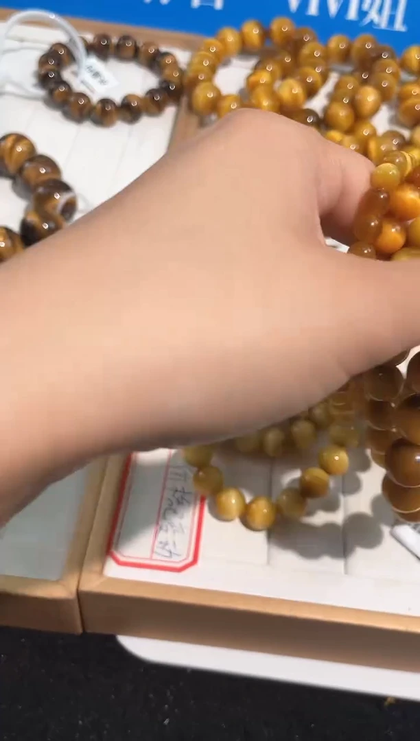 【闪购商品】水晶手链未镶嵌15号青提三圈手链