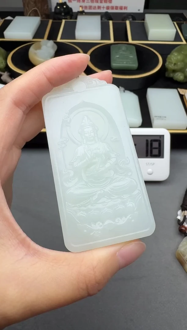 和田玉未镶嵌颈饰3