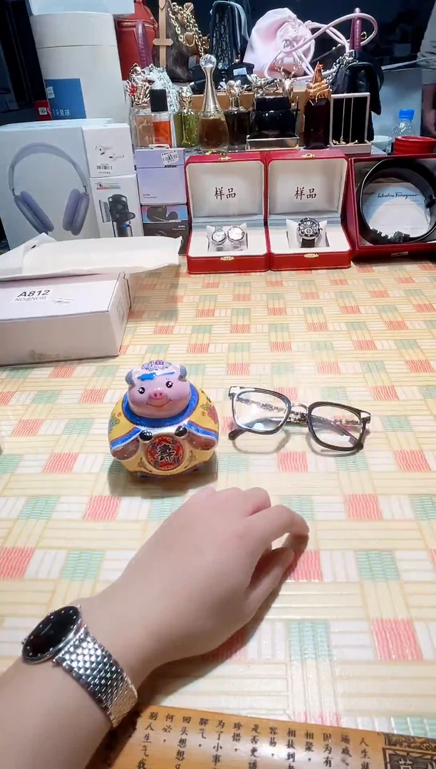 瓷片瓷器 库房到期 全部地板价@@1