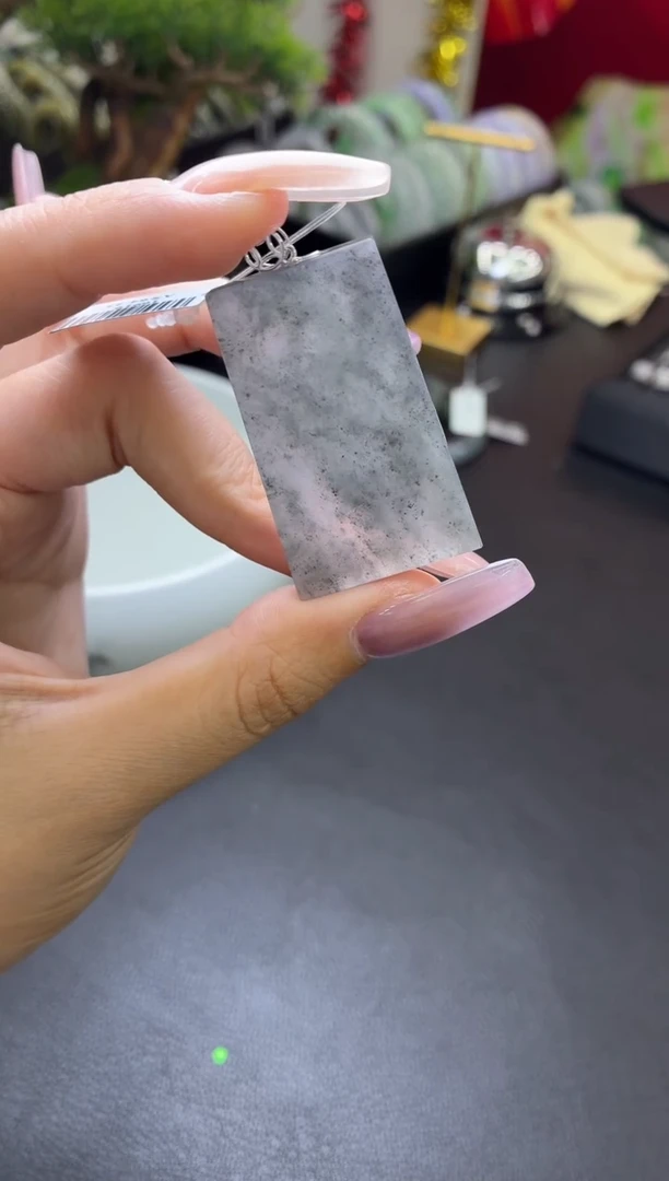 吊坠(不含链)18K金镶嵌翡翠吊坠