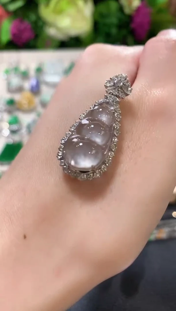 吊坠(不含链)18K金镶嵌翡翠b42