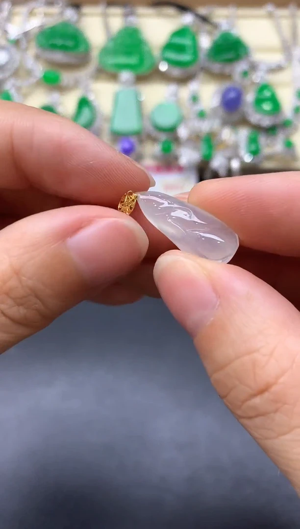 颈饰18K金镶嵌翡翠51中国好珍宝