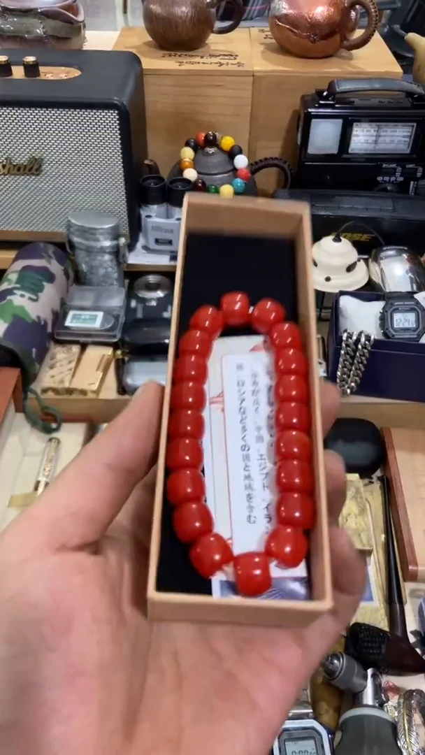 瓷片闪购商品  如图所示