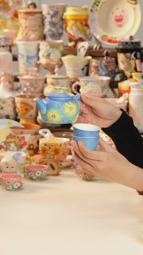 其他景德镇釉下彩手绘设计师款陶瓷