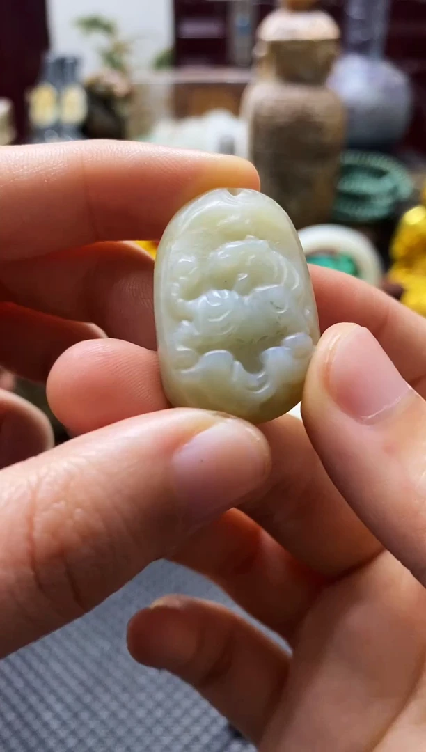 未镶嵌和田玉挂件老虎