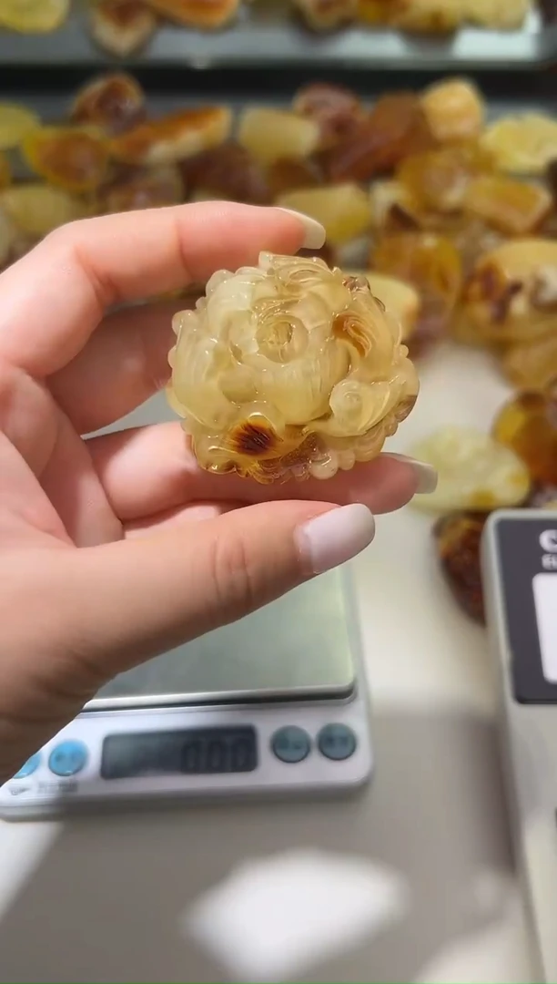 裸石琥珀未镶嵌琥珀蜜蜡吊坠