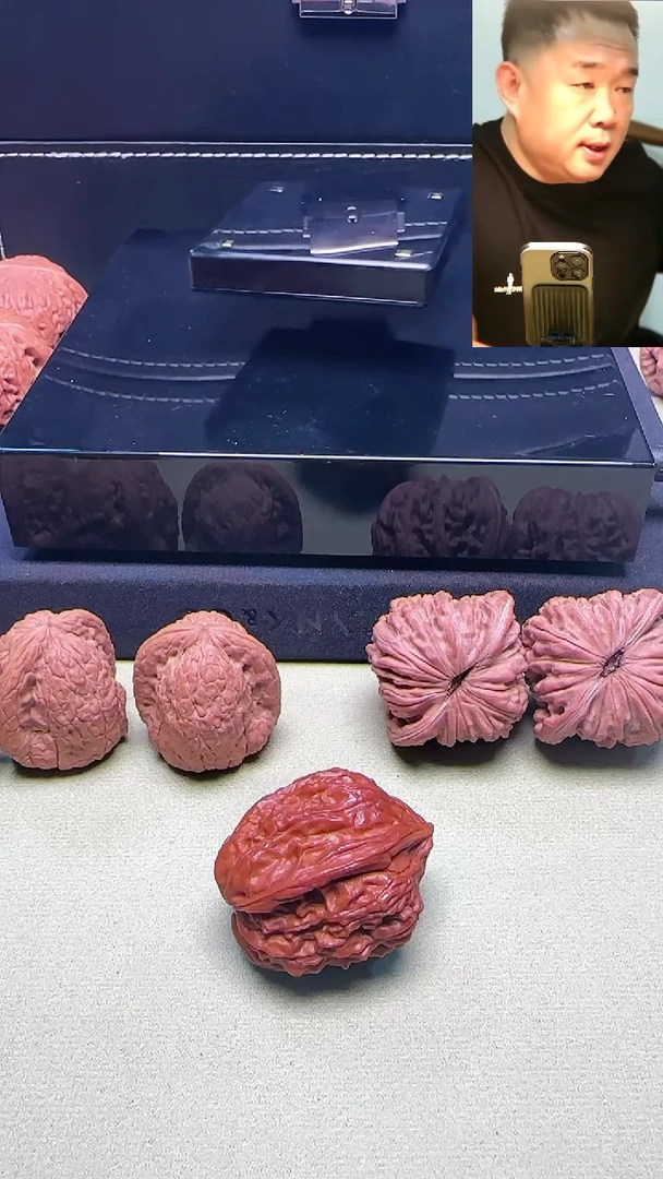 【闪购商品】文玩核桃吊坠蛟龙