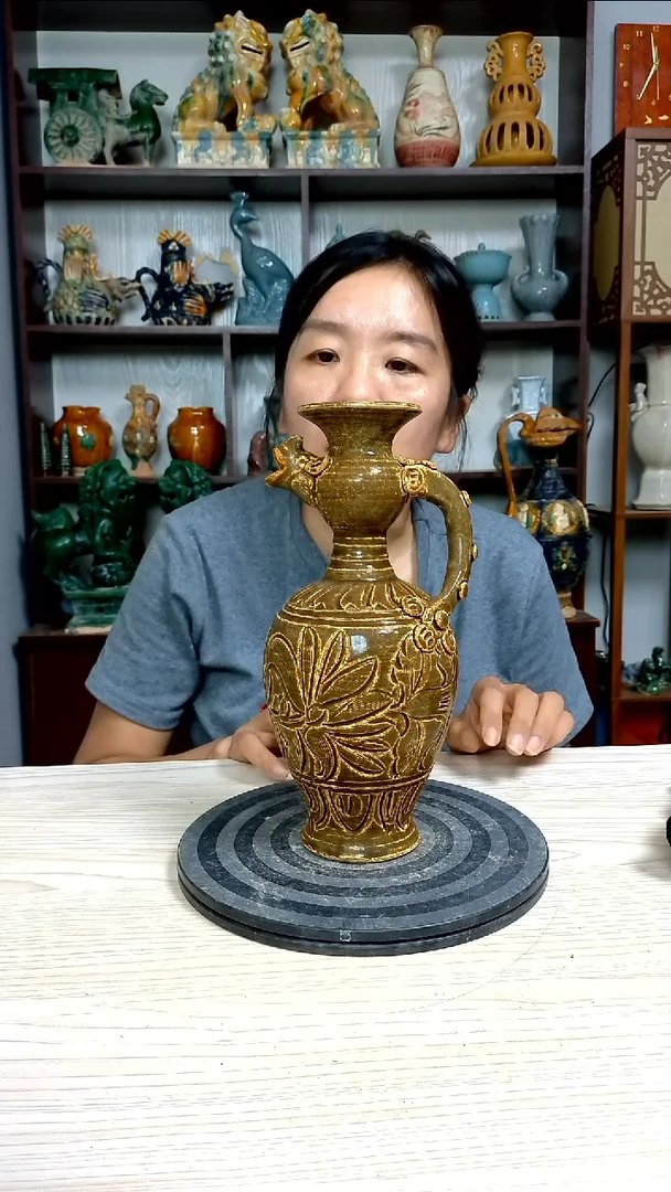 经典精美复古风格瓷器