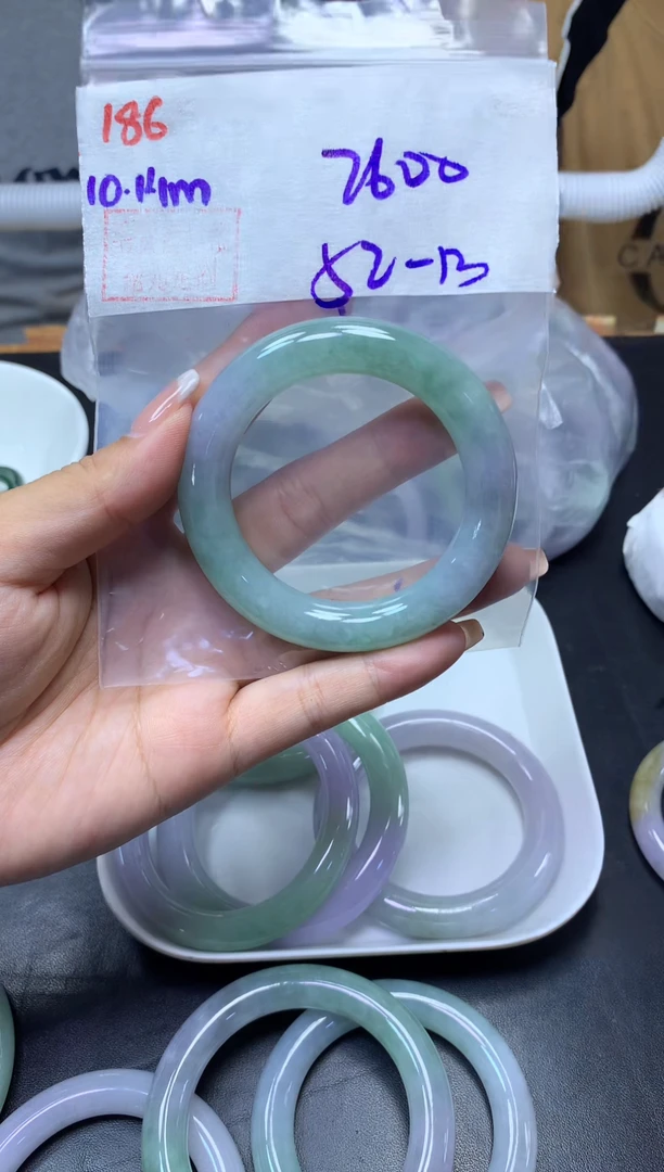 未镶嵌定制翡翠186手镯52+2600元+拍一发一